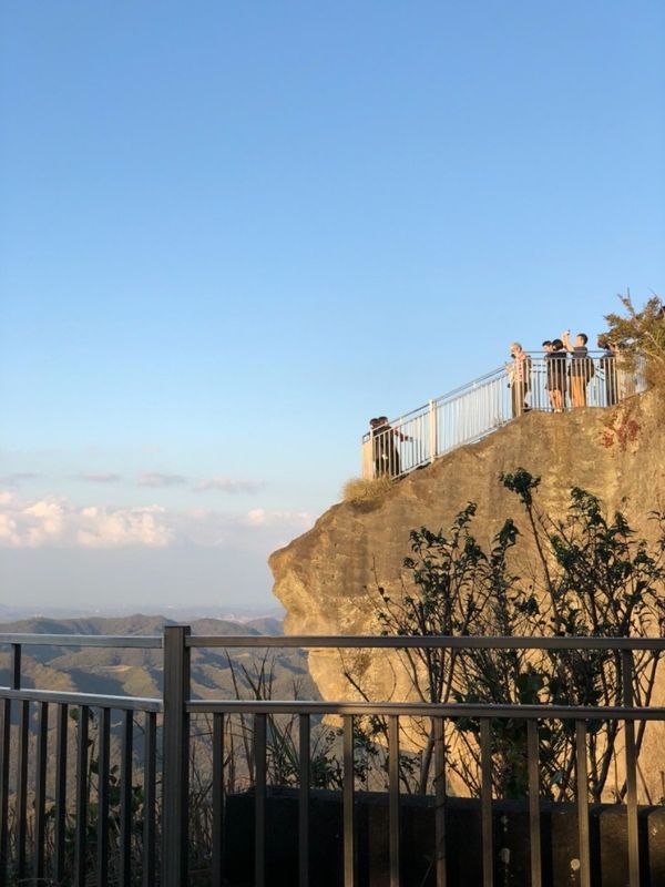 日本・鋸山「千葉鋸山」の写真：大人は簡単に登れる、小学生はちょっと疲れ...