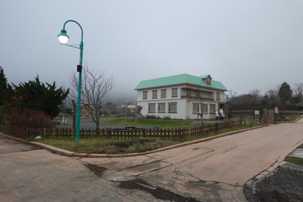 富士サファリパークに行く前に、もう少し高地にある「ぐりんぱ」という遊園地へ...