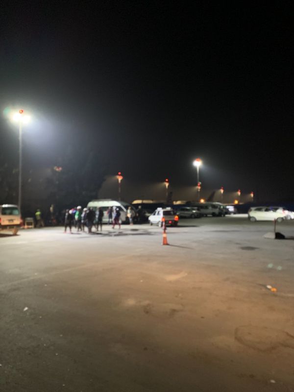 ネパール・カトマンズ「ネパールカトマンズヒマラヤの旅！」の写真：早朝6時。ドリブバン空港へ。飛行機からヒ...