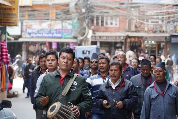ネパール・カトマンズ「ネパールカトマンズヒマラヤの旅！」の写真：お祭りなのか？謎の更新に遭遇。