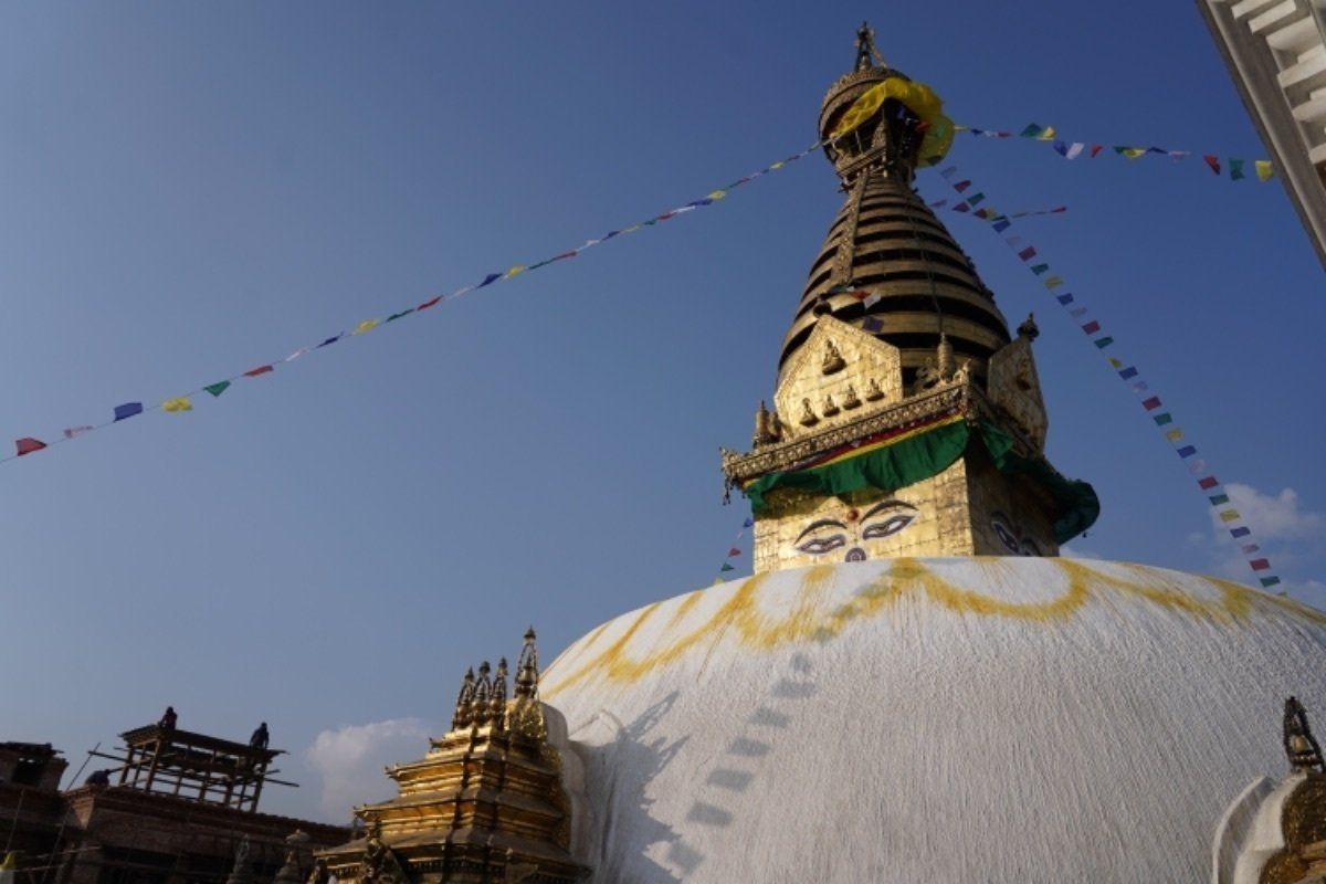 登頂！そこまで大変ではなかった。途中変なおじさんに話しかけられる。何かを売...