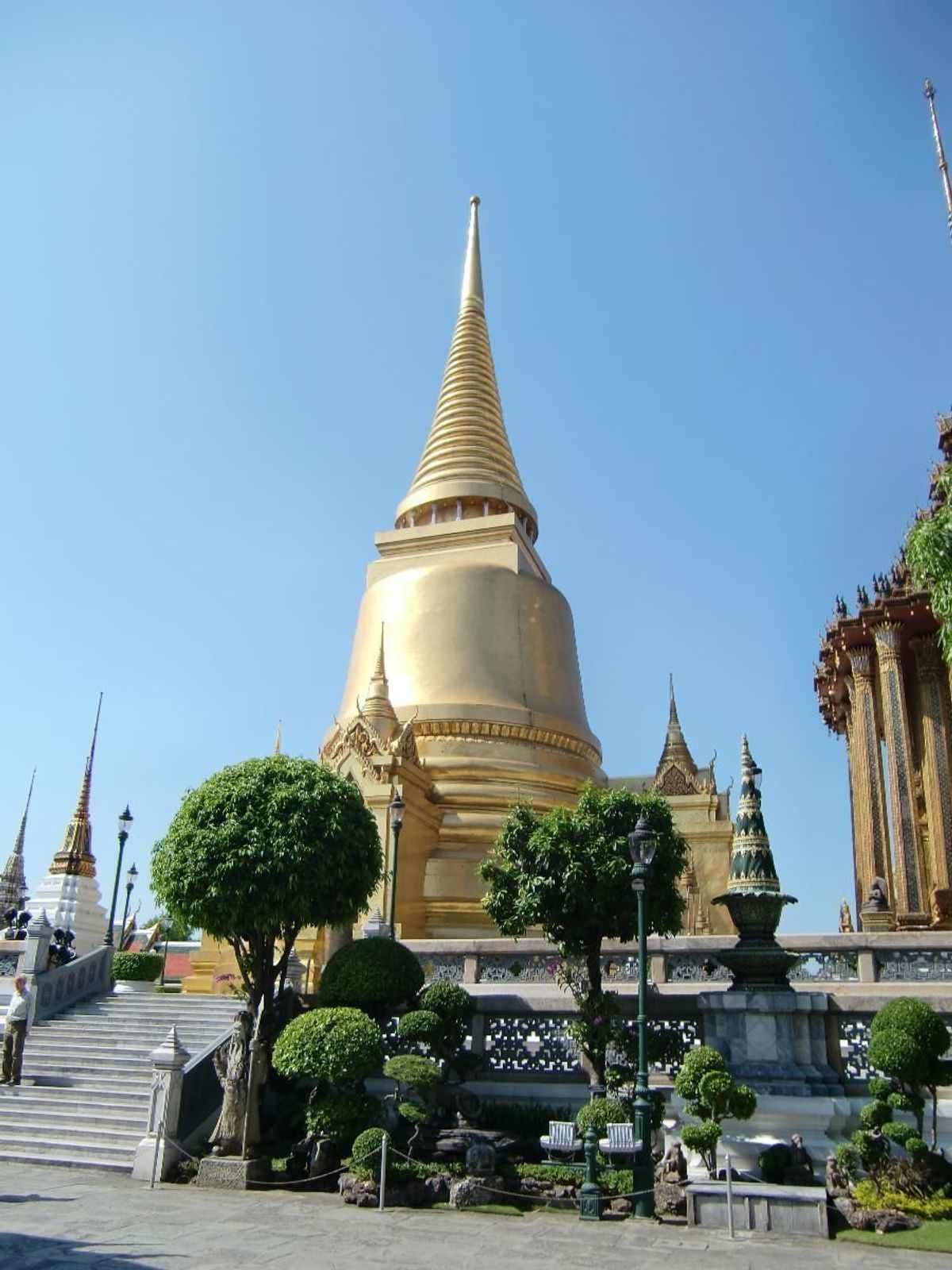 タイスキ
遺跡
象
グリーンカレー
仏像