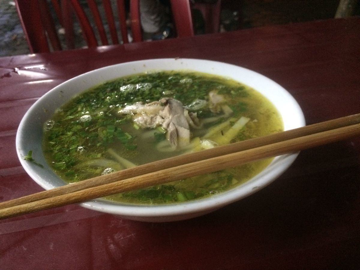 寝台バス
美食