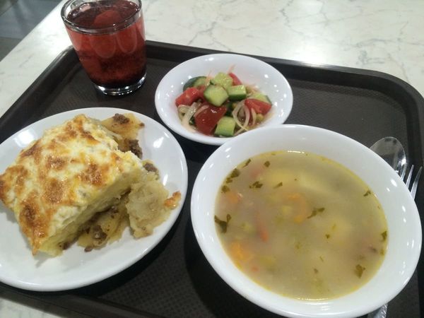 カザフスタン・Astana「北半球放浪記 2017-18 🇰🇿」の写真：寝台列車
アート
バックギャモン