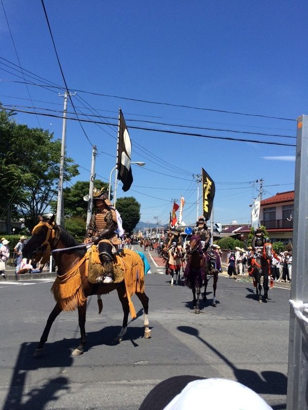 日本・相馬「福島 相馬野馬追」の写真：行列
競馬
御神旗争奪