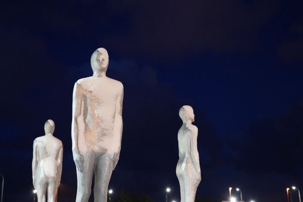 アイスランド・レイキャビク「アイスランド、オーロラと温泉の旅」の写真：‪事前に予約していたflybusのカウン...