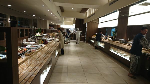 日本・松島「松島旅行」の写真：左側全てが牡蠣ゾーン