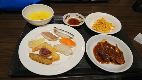 日本・松島「松島旅行」の写真：もちろんお寿司も