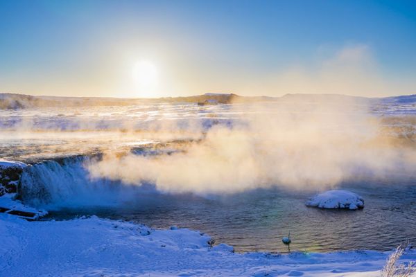 アイスランド・レイキャビク「アイスランド、オーロラと温泉の旅」の写真：ファクシの滝。目の前にVid Faxaと...