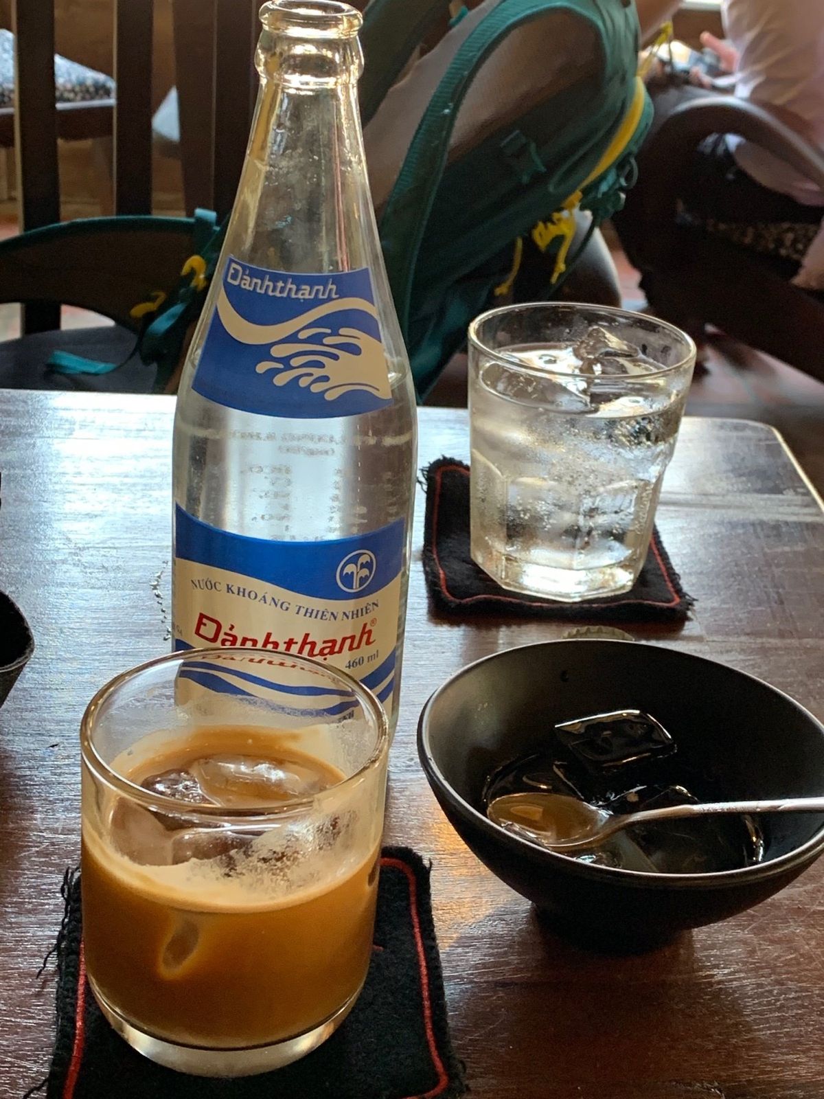 ベトナムの甘ーいコーヒー。歩き疲れた後はなぜかうまい！
