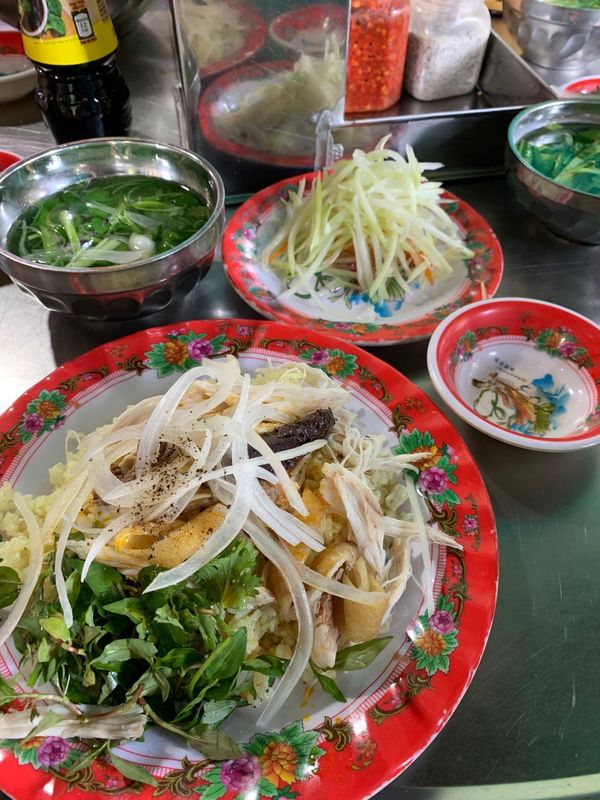 ベトナム・ダナン「ベトナム　ダナン・ホイアン」の写真：チキンライス。35000ベトナムドン。1...