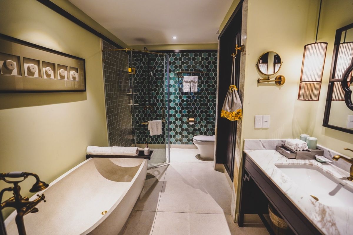 ホイアンでのホテルは「Little Riverside Hoian」。旧市...