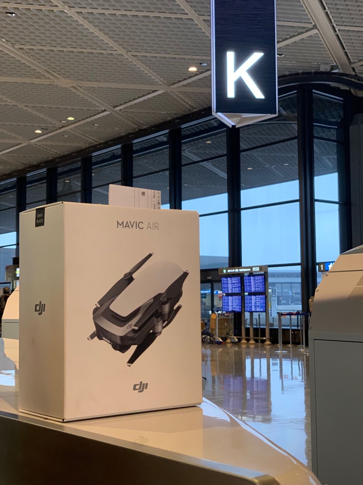 ニュージーランド出発！シートが斜めで機内チャットができる！