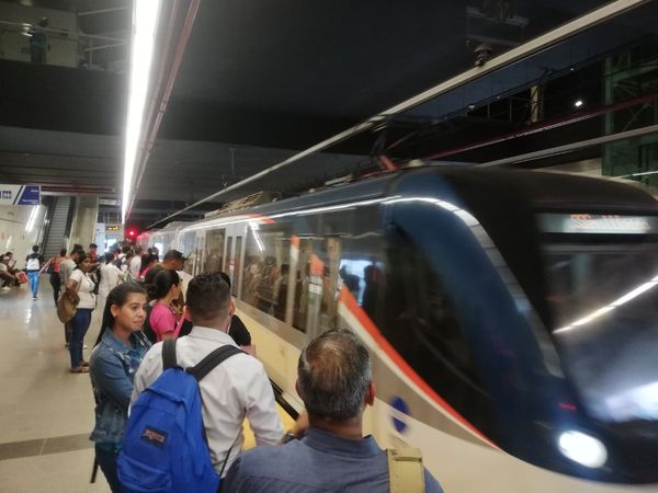 パナマ・Panama City「中南米放浪記 2019 🇵🇦」の写真：世界の十字路パナマシティ。新市街には高層...