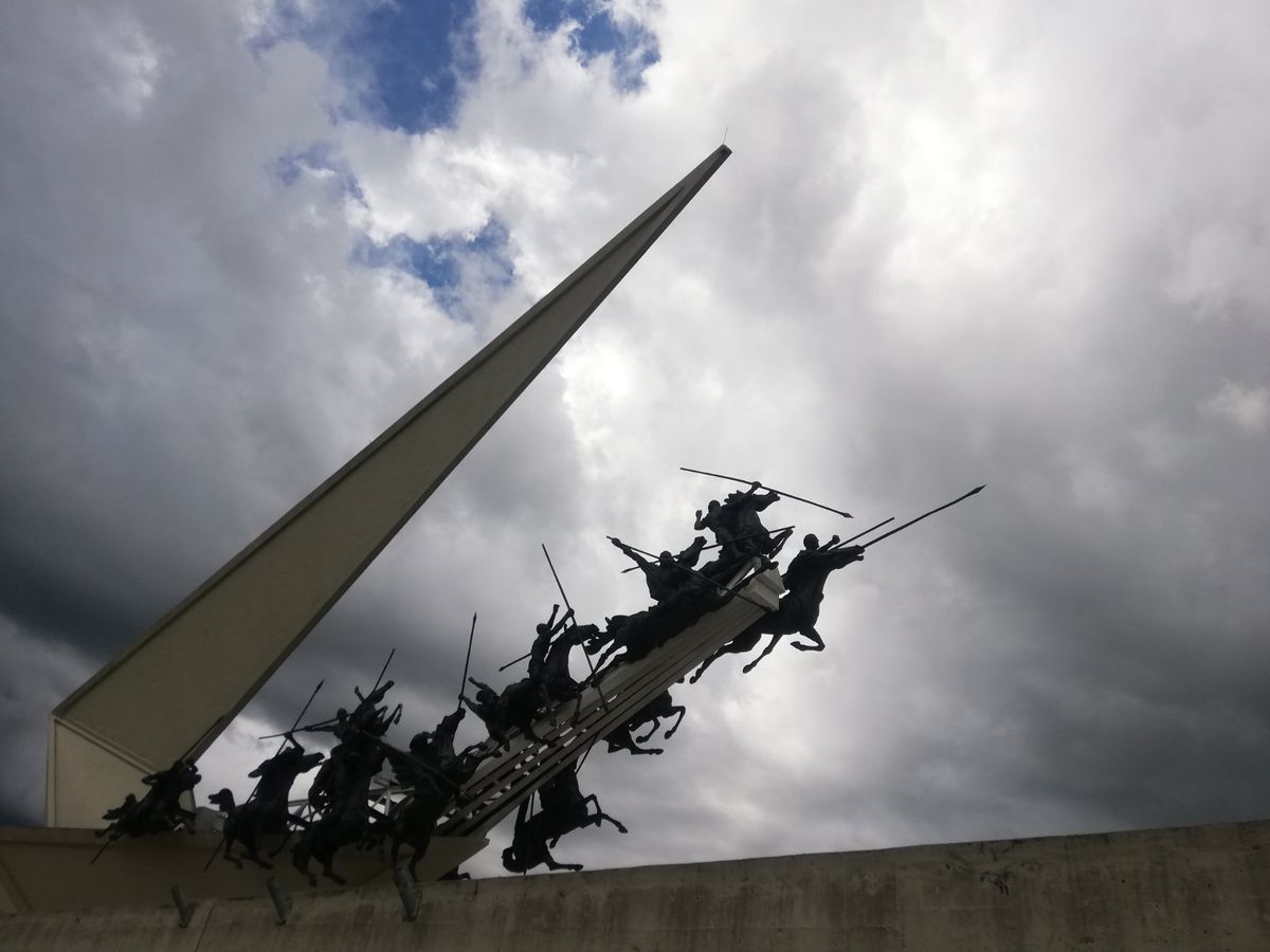 コロンビアの中北部に位置するボヤカ、サンタンデルの両州を訪れた。赤道付近に...