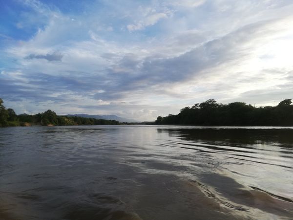 コロンビア・Bogotá「中南米放浪記 2019 🇨🇴」の写真：ボゴタ発の夜行バスでタタコア砂漠を目指す...