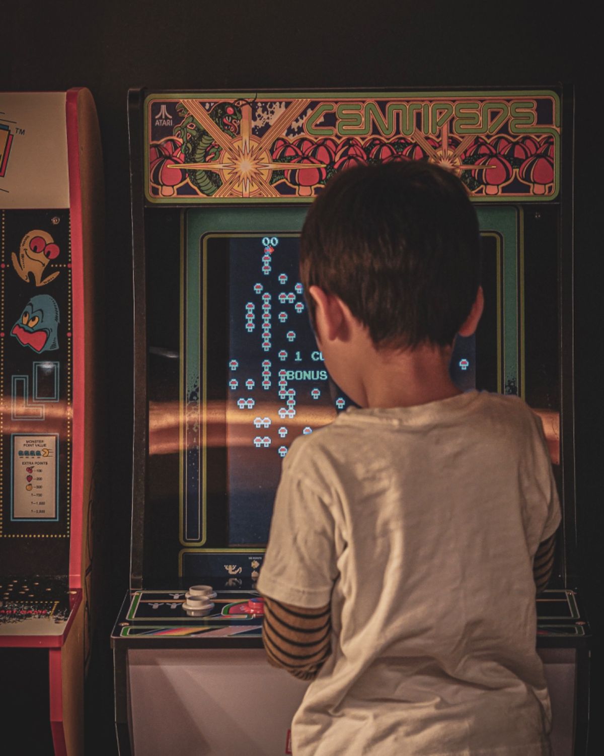 ワイキキ横丁。ここは天国か？

横丁にはラーメン、鮨、天丼など
日本食屋が...