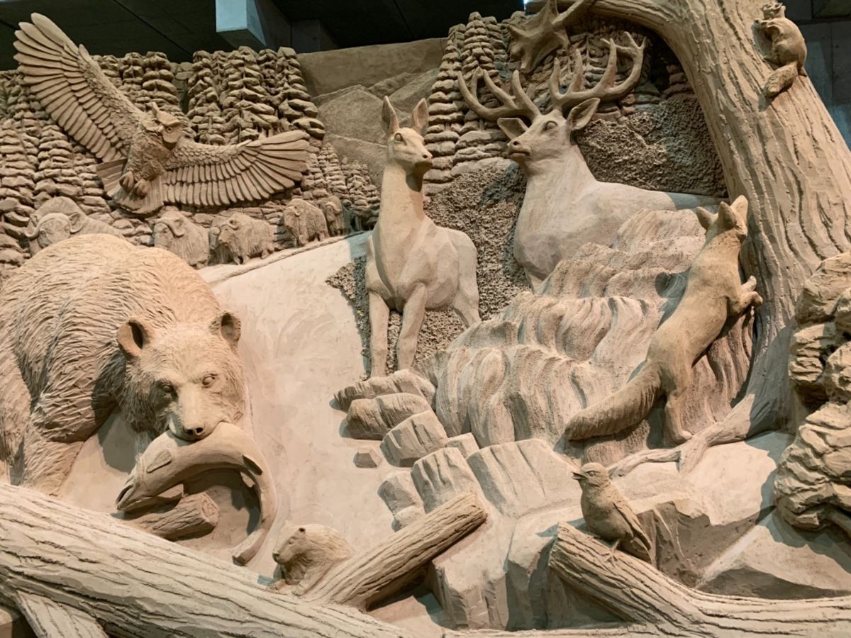 砂の美術館。鳥取砂丘のそばにあります。
「砂で世界旅行」というコンセプトで...