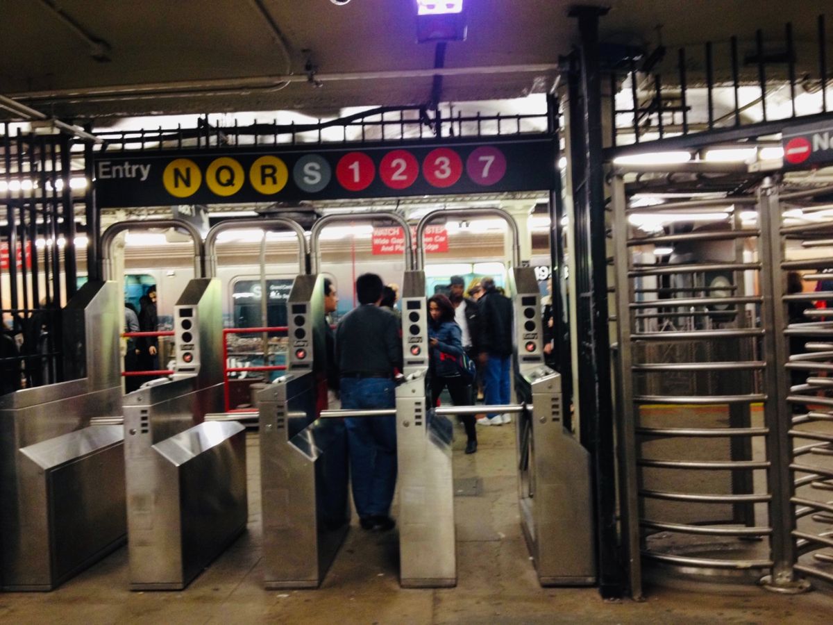 New Yorkの街は看板が大きくて大阪みたいだった。なんて言ったらNew...