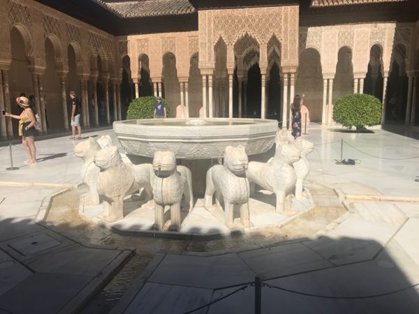 スペイン・グラナダ「スペイン」の写真：ナスル朝宮殿 こんなものよく作ったよね…...