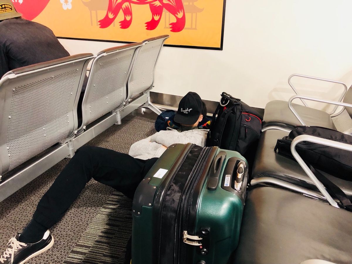 クライストチャーチで空港泊。ぐっすりは眠れない。