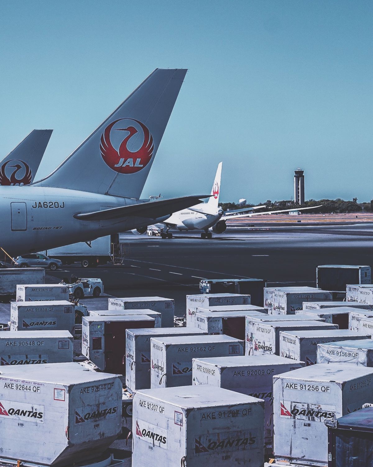 ‪このハワイ旅行中に僕の誕生日があった。‬

‪子供たちからバースデーカー...
