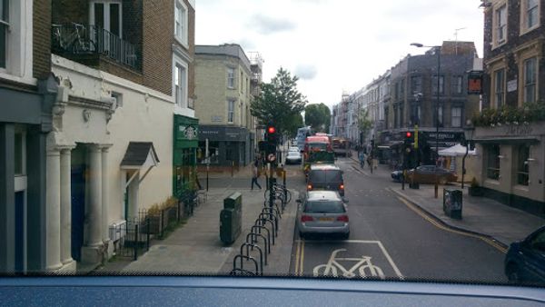 イギリス(英国)・ロンドン「ロンドン映画ロケ地巡りの旅」の写真：🎥映画「ノッティングヒルの恋人」🎬のロケ...