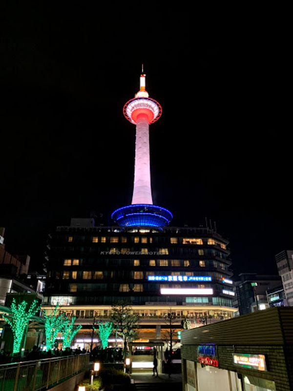 日本・鳥取県、大阪府「鳥取」の写真：帰りは京都からです