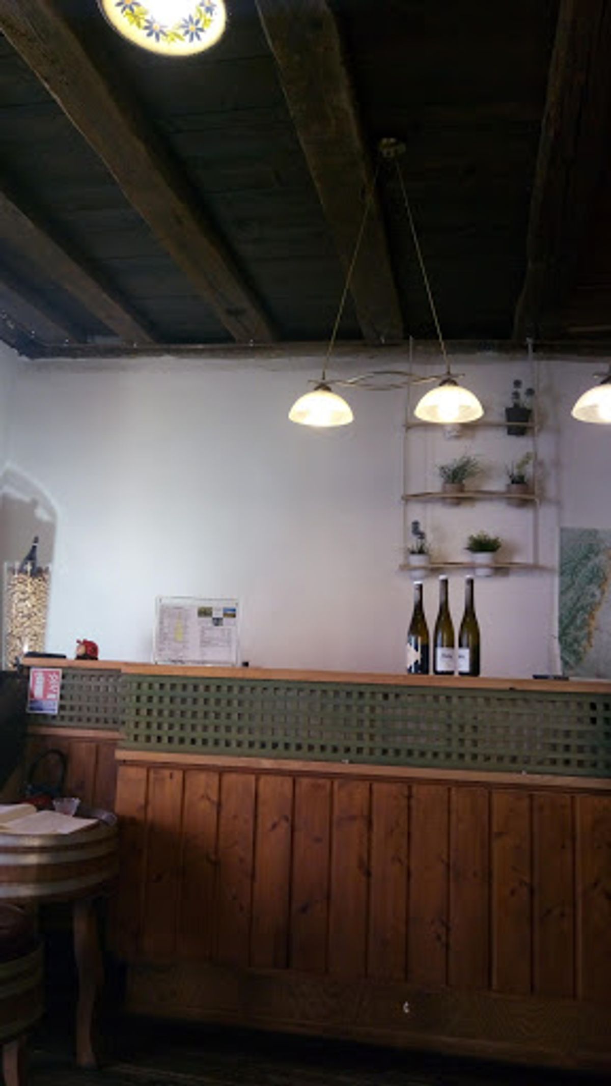 ワイナリーは、二軒ほど訪れました。
最初のワイナリーは、以前にも行った事が...