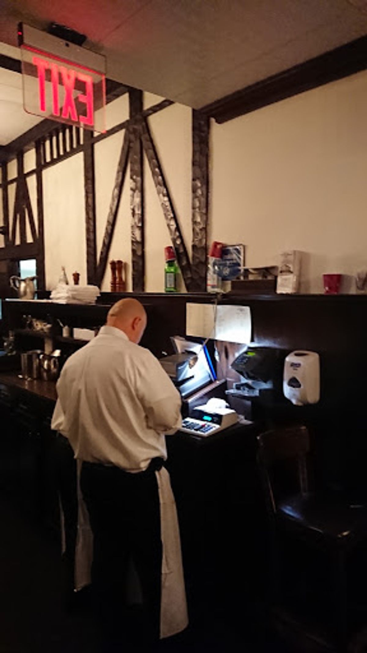 ピータールーガー
味ではもっと自分好みのステーキ屋は他にもあったけど雰囲気...