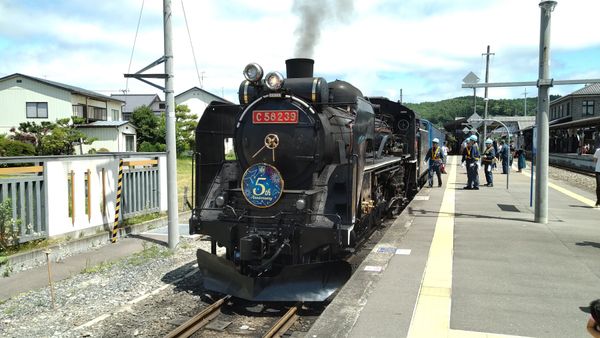 日本・岩手県「いわて小旅行」の写真：SL銀河。宮沢賢治の世界そのものでした。