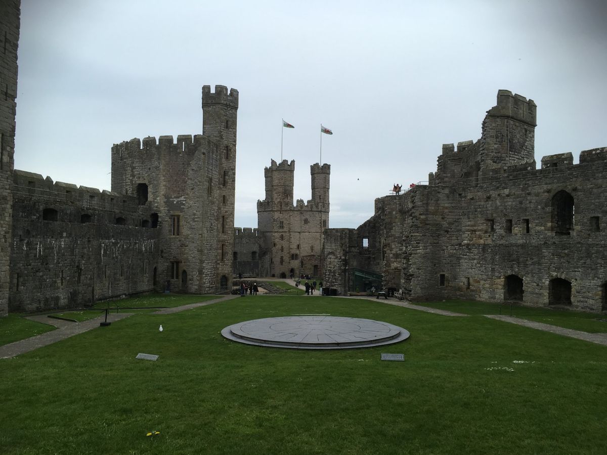 北ウェールズの古城めぐり。
カナーヴォン城とコンウィ城。