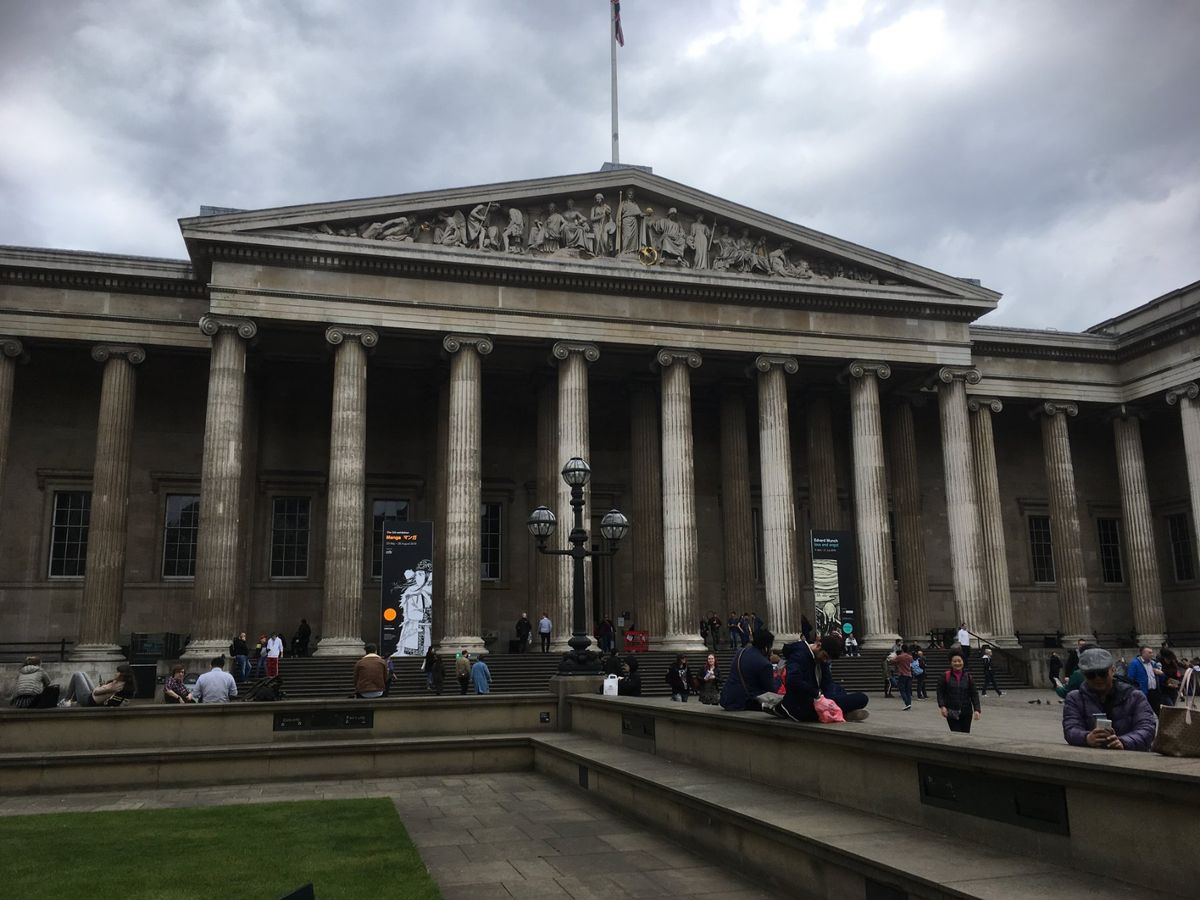 大英博物館、マンガ展には少し早すぎた