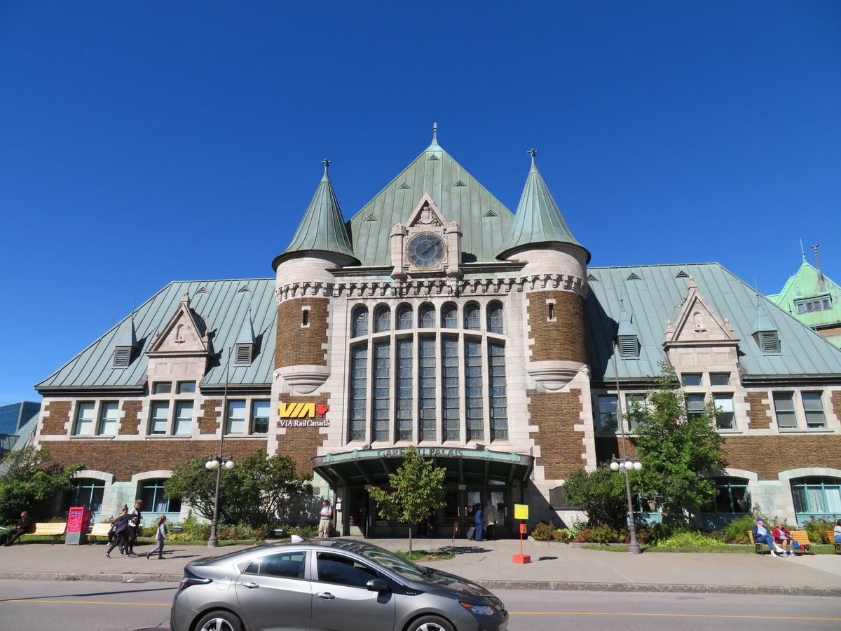 ケベック・シティ、新旧のまちなみが融合していた