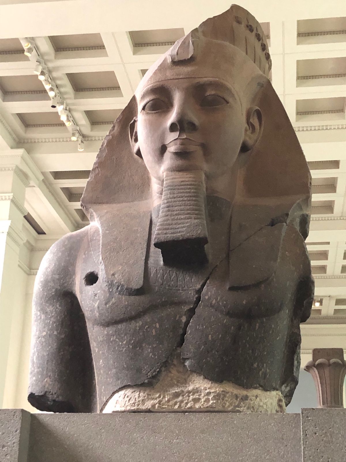 3日目 大英博物館。どこの美術館も博物館も無料で写真とりほうだいってすごく...