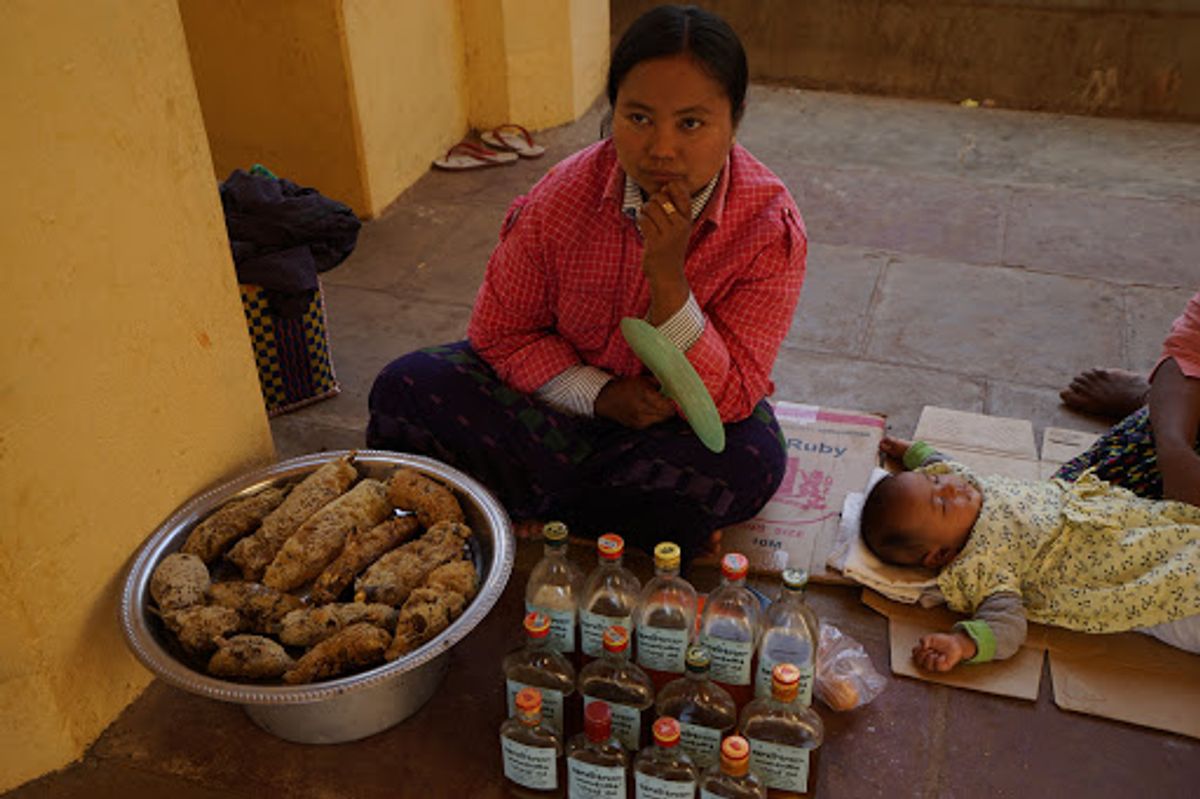 次にやってきたのはシュエジゴン・パゴダ

ミャンマーにはパゴダが沢山あ...