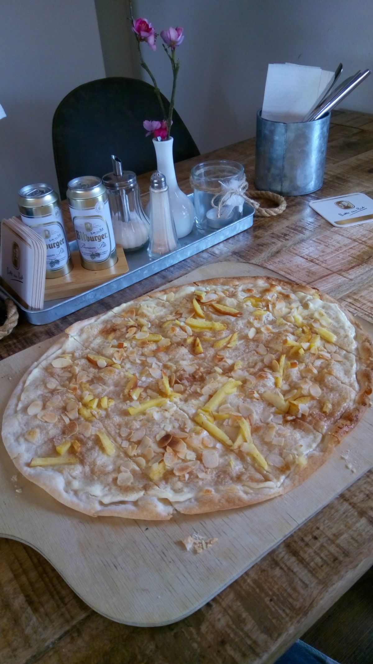 ケーキ代わりのデザートタフトフランベ🎶