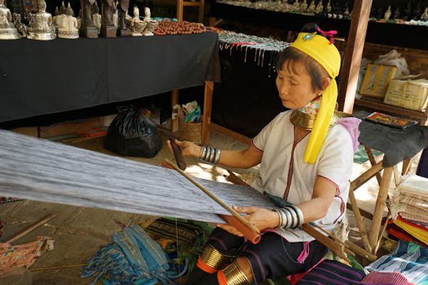 ミャンマー・ヤンゴン「甥と妹とミャンマー・バガン遺跡の旅」の写真：次に訪れたのは「スラマニ寺院」。

...