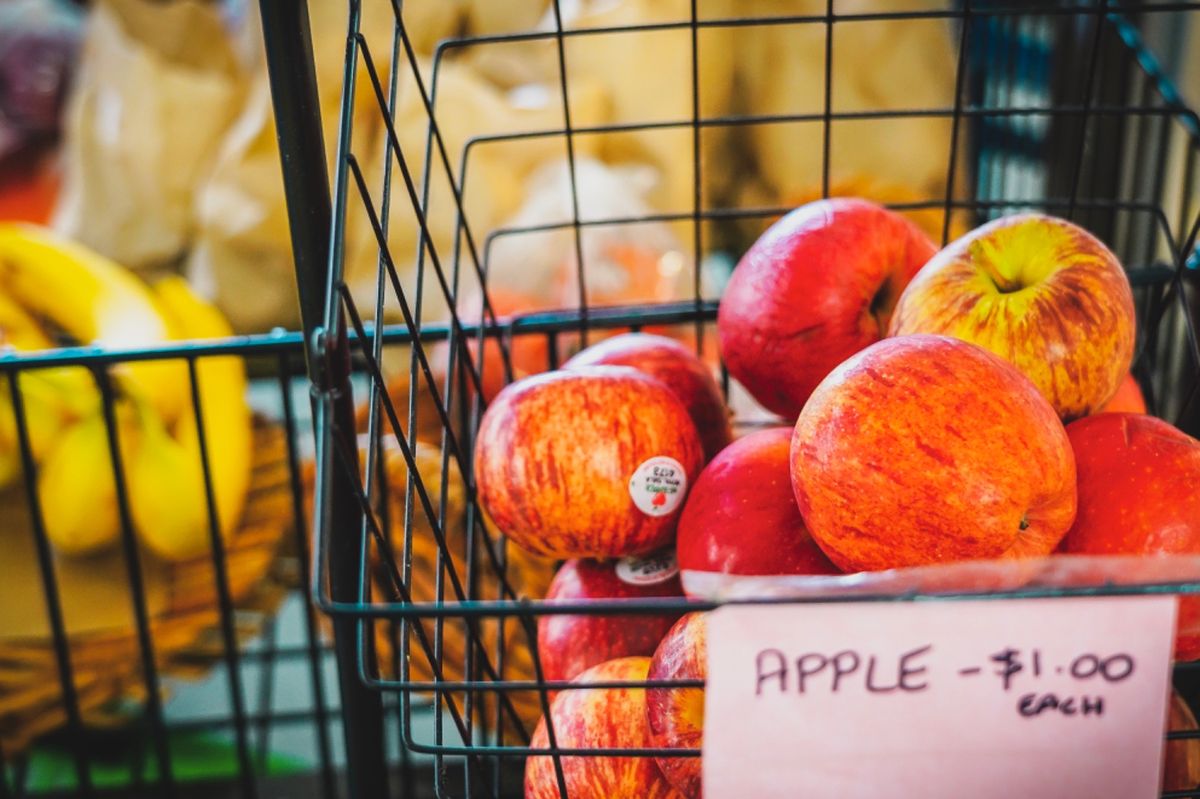 カフィアの町についた。

町はには小さなビーチと小さな船着場があった。...