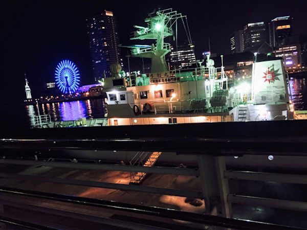 日本・兵庫県「神戸ゆる旅」の写真：元ポルノグラフィティのベース tamaの...