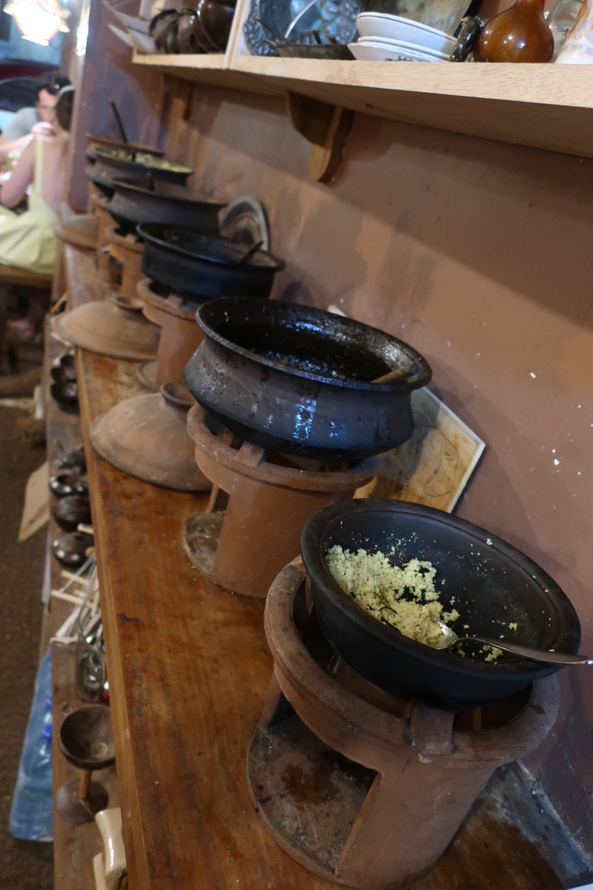 ゴールはCoconut Sambolで夕食、Pedlar’s Inn Ge...