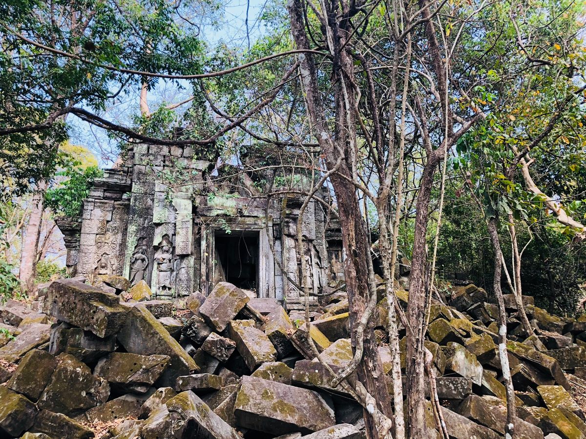 ベンメリアはアンコールワットより好き。