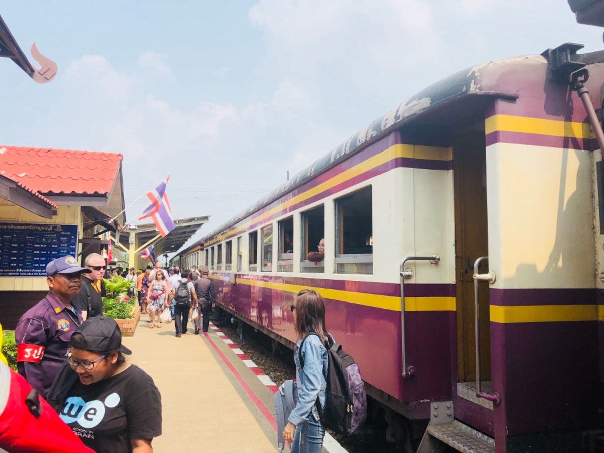 バンコクからカンチャナブリへは最安の電車でゴー！