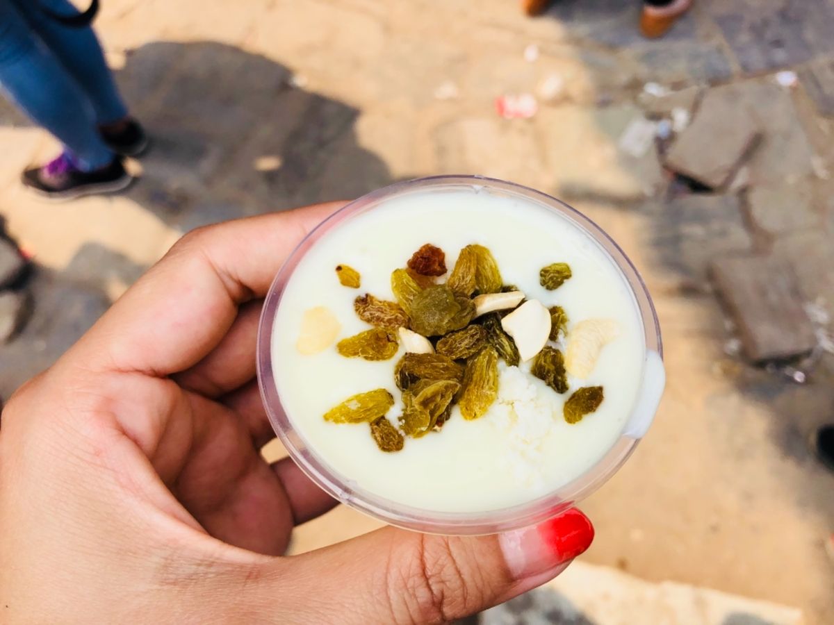 ダルバート(カレー)、チャーハン、ラッシー、モモがとにかく美味い！！！