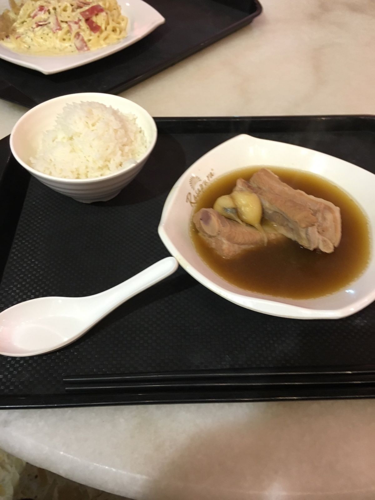 インド人街にあるモスク。この辺りはシンガポールの中ではあまり治安が良くない...