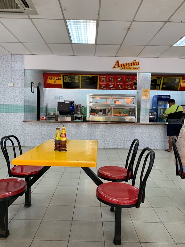 ブルネイ・ダルサラーム国・バンダルスリブガワン「マレーシア経由、アジアの産油国ブルネイ・ダルサラームへ」の写真