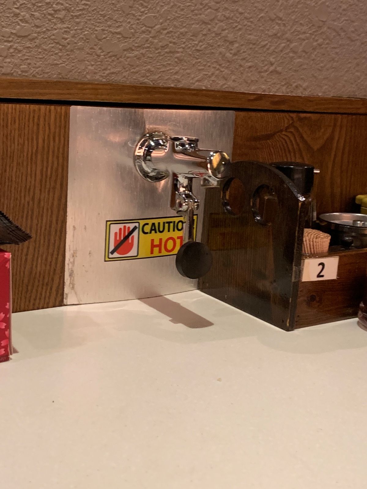 ブルネイの日本食レストラン。これで1,000円行かないのに悪くなかった。い...