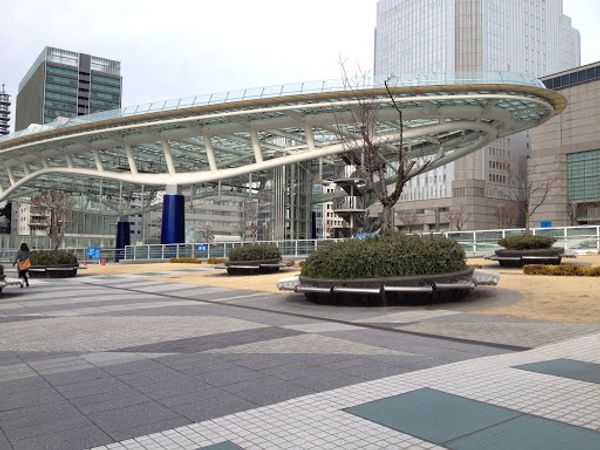 日本・三重県「伊勢神宮〜鳥羽・名古屋旅行」の写真：名古屋へ移動
きしめん初めて食べた
...