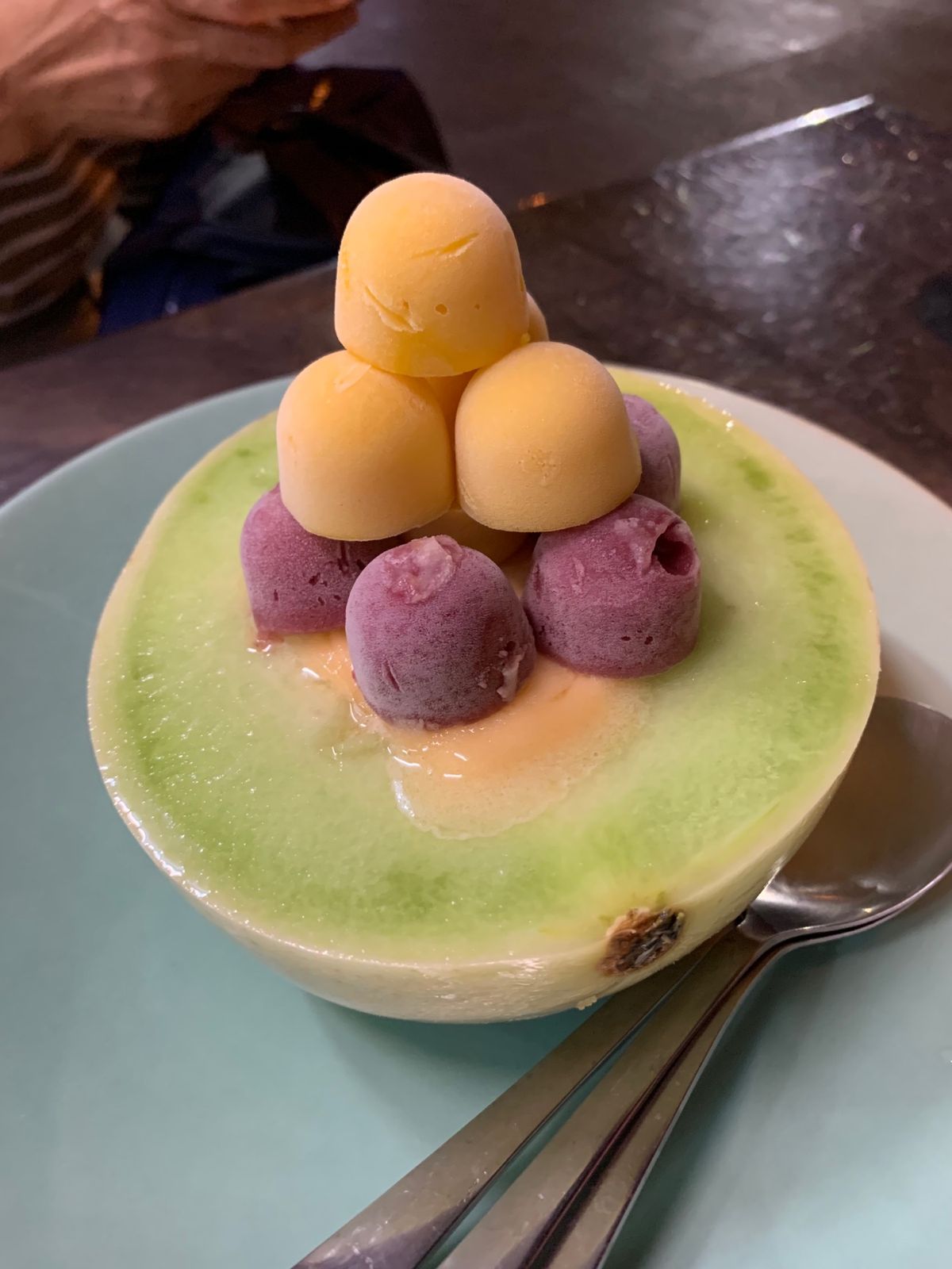 集品蝦仁飯、泰成水菓店。