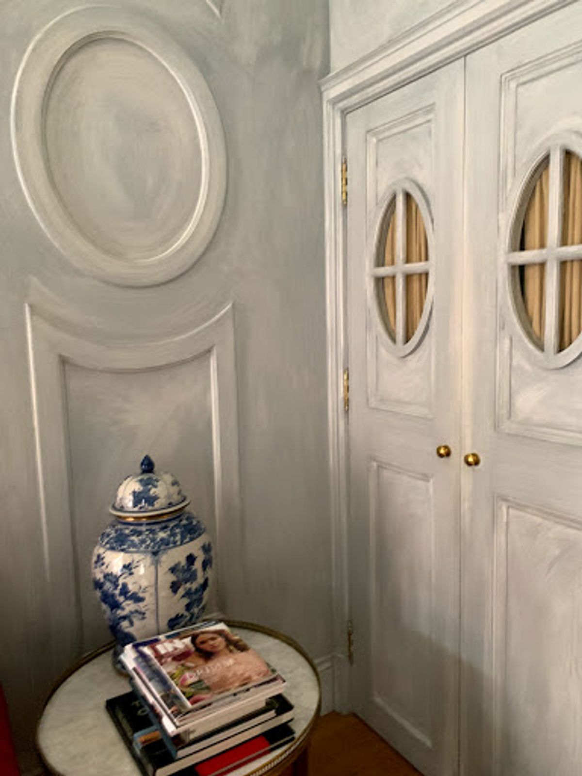 チェルシーにあるホテルに4泊しました。

窓から見える景色。とにかく建...